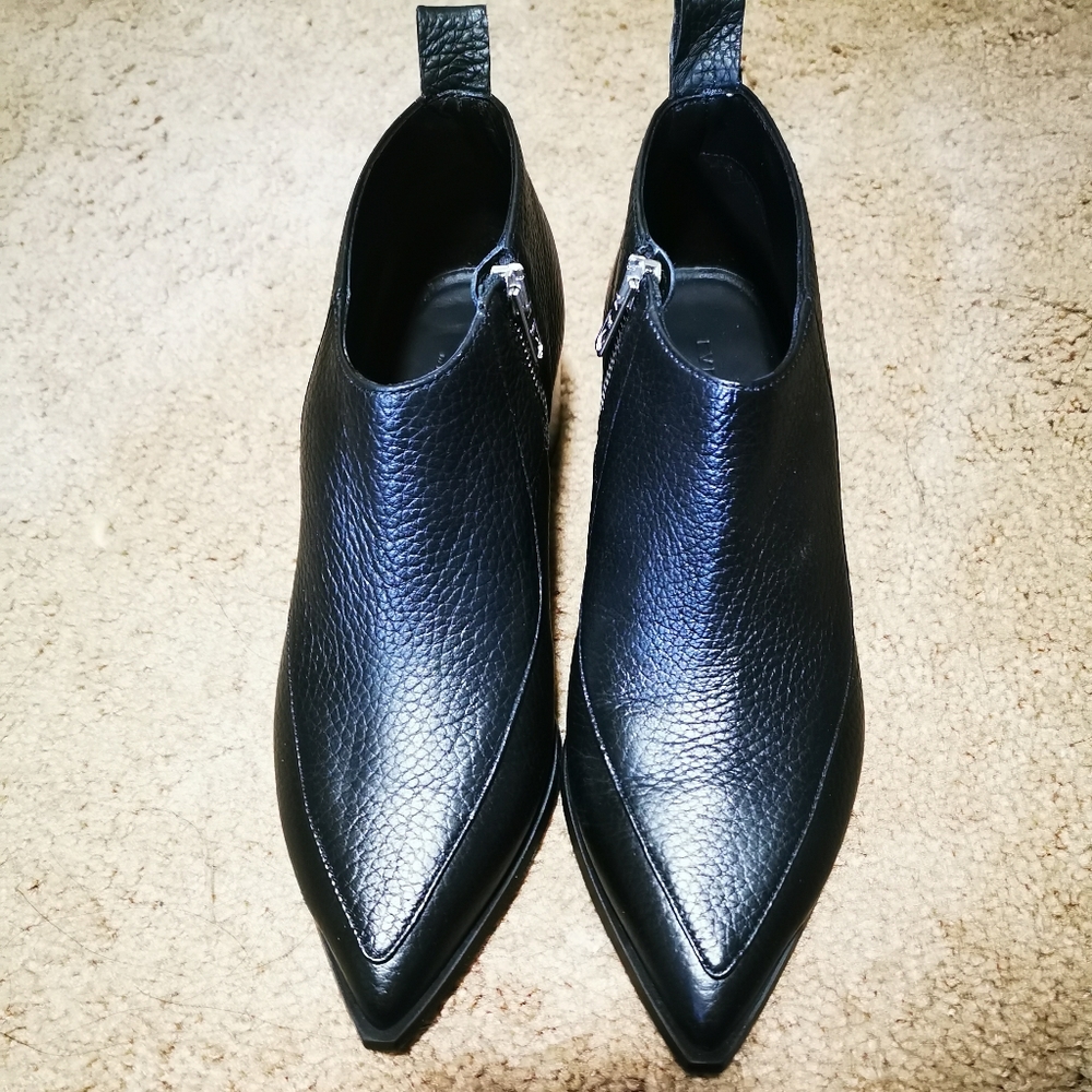 Everlane boss bootie
